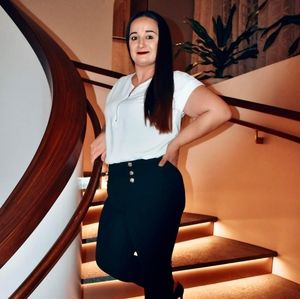 Meet your Posher, Renajla